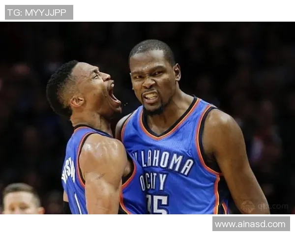 威少与足球明星的首次相遇引发的精彩瞬间与趣味互动回顾